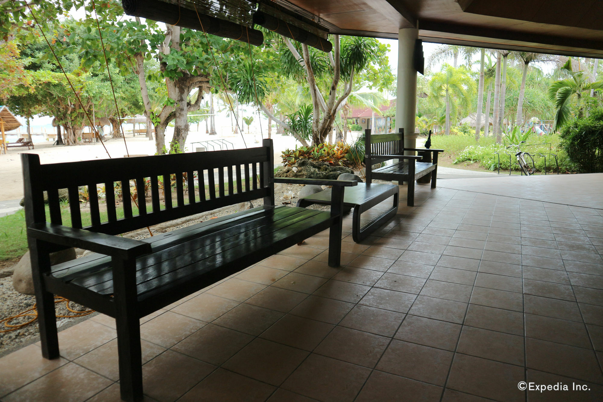 Dos Palmas Island Resort & Spa Puerto Princesa Exterior photo