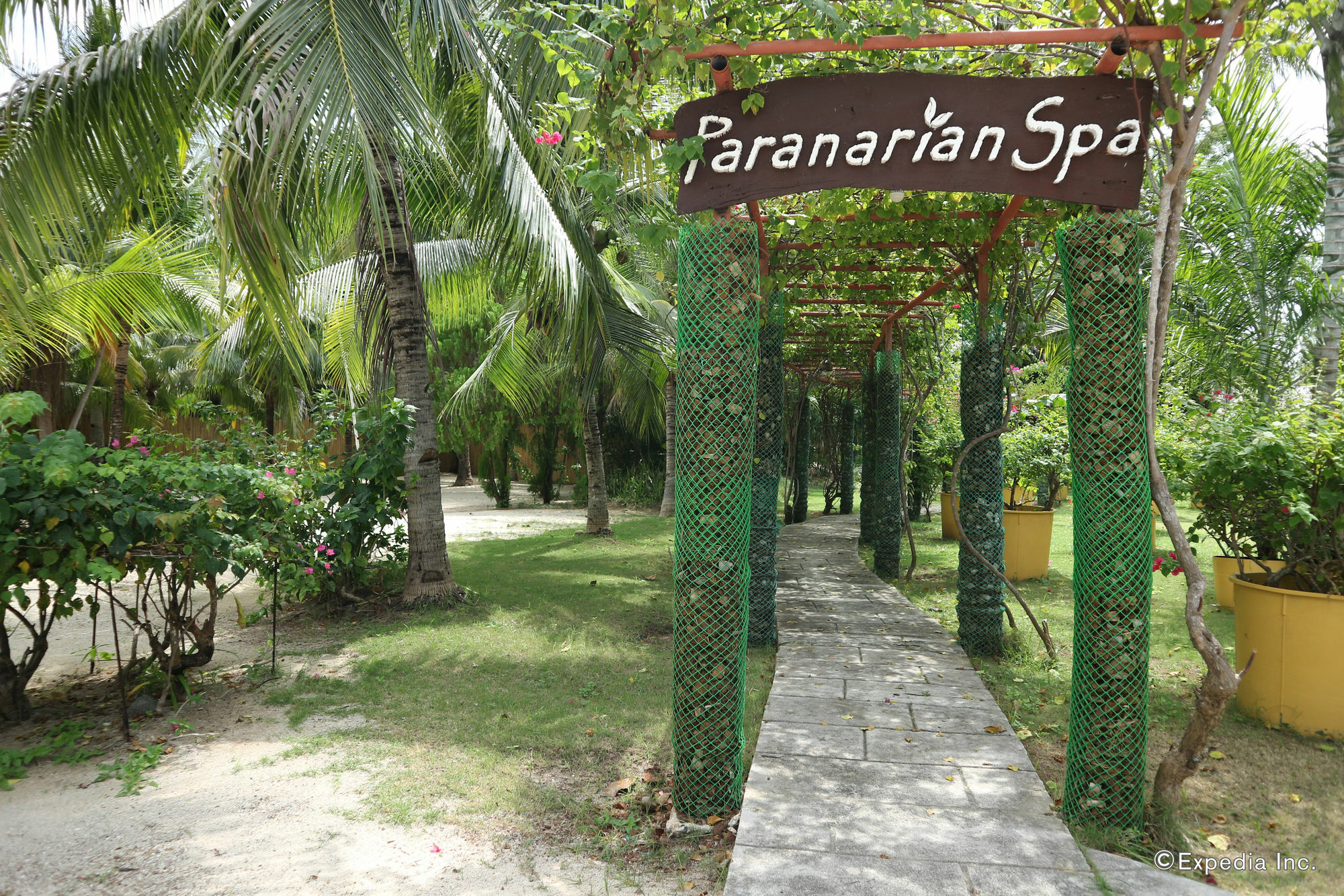 Dos Palmas Island Resort & Spa Puerto Princesa Exterior photo
