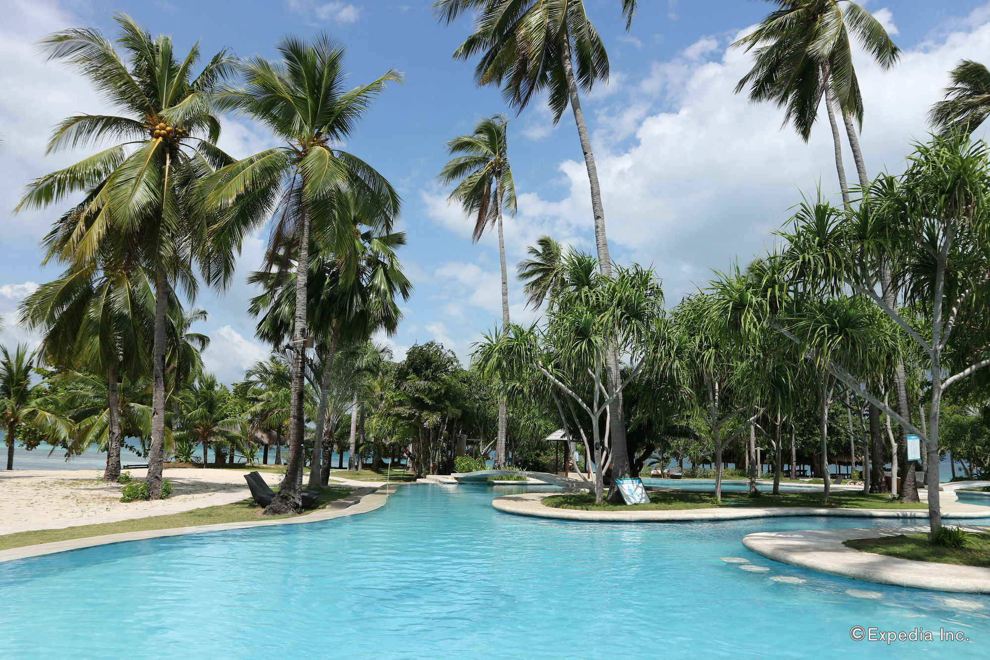 Dos Palmas Island Resort & Spa Puerto Princesa Exterior photo